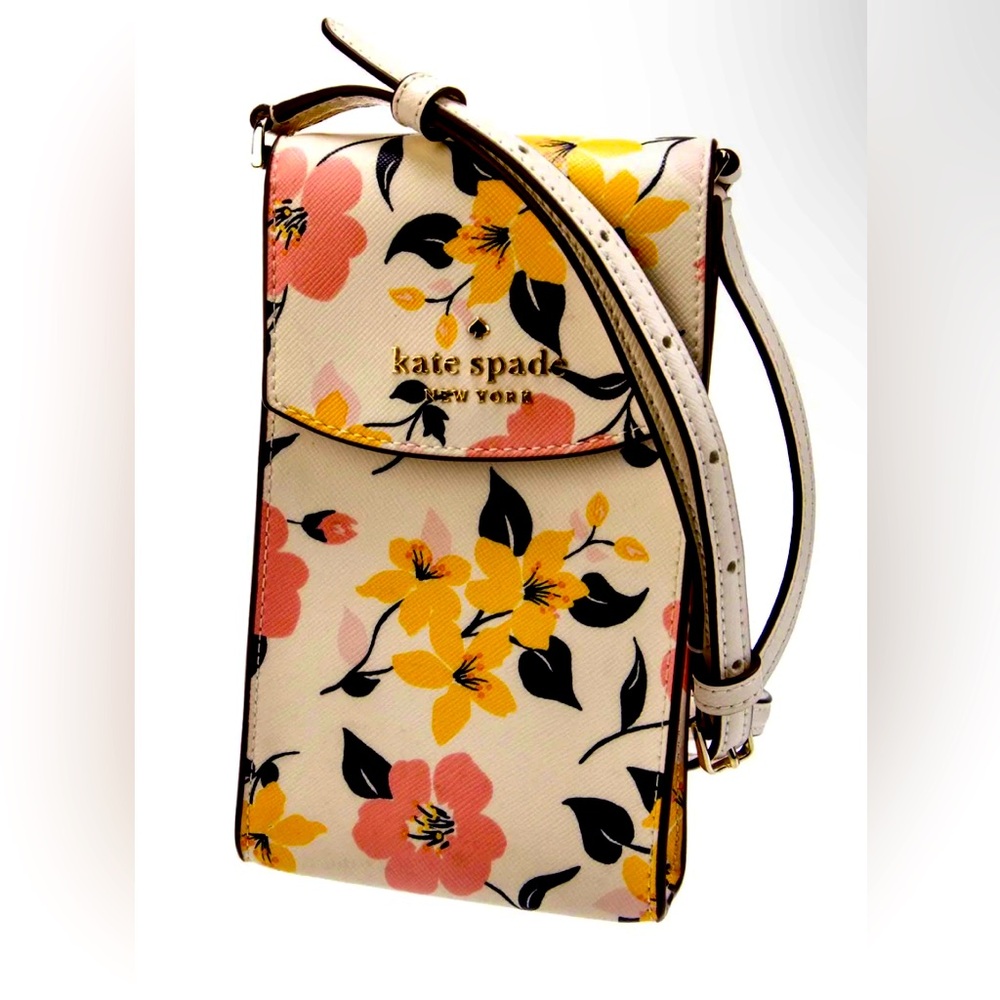 Kate Spade New York crossbody Phone bag
Pre-owned very good condition